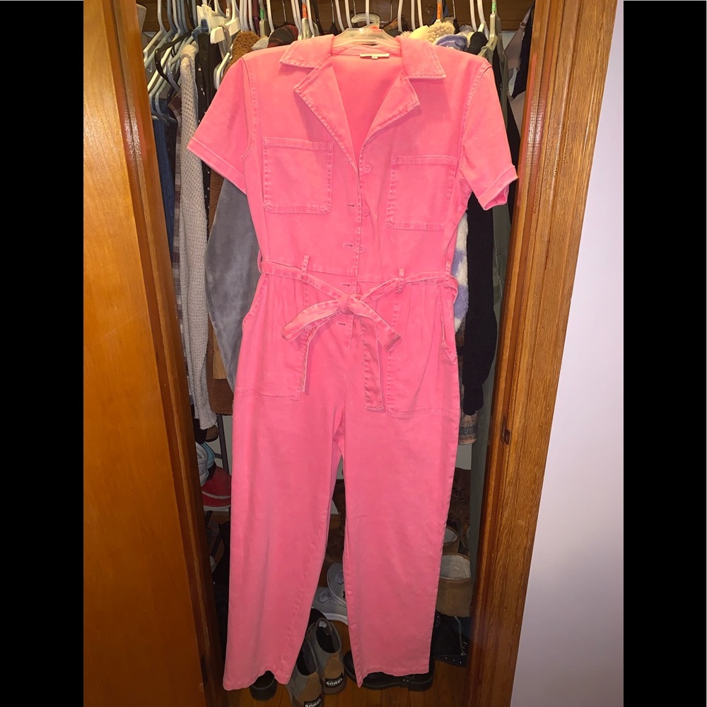 Gorgeous pink utility jumpsuit